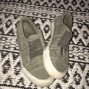 Slip On Tennis Shoes